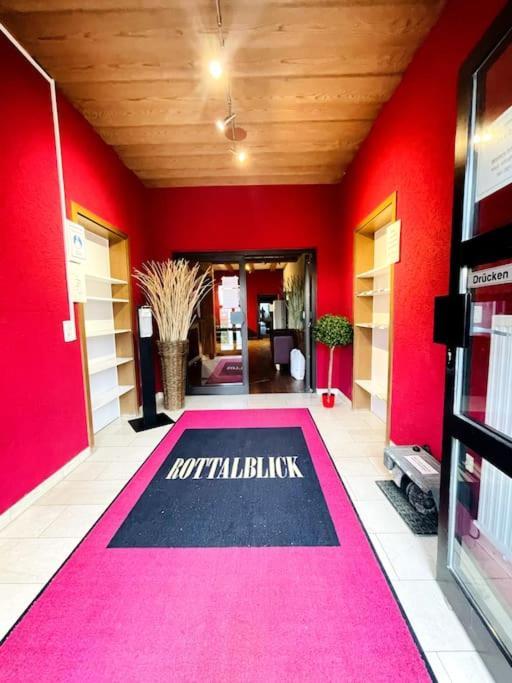 Fewo 20 - Appartement Im Rottalblick - Youngmodern Wohnen Mit Bademantelgang Zur Therme, Tv, Balkon Und Persoenlichem Gaesteempfang Von Astarte Estate บัด กรีสบาค ภายนอก รูปภาพ