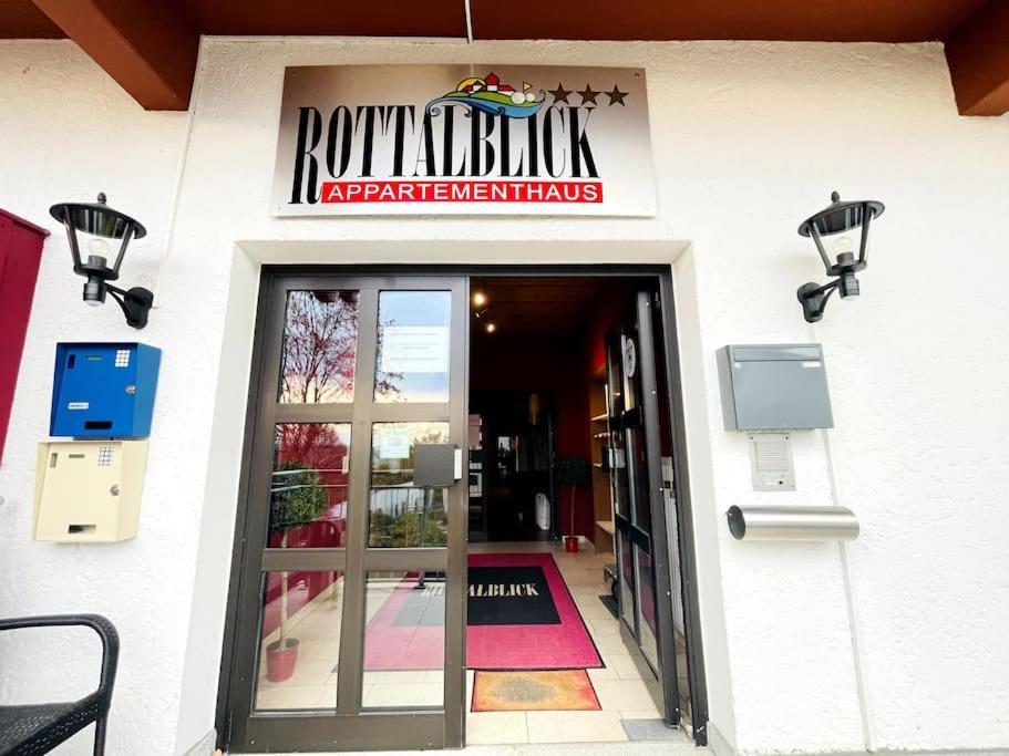 Fewo 20 - Appartement Im Rottalblick - Youngmodern Wohnen Mit Bademantelgang Zur Therme, Tv, Balkon Und Persoenlichem Gaesteempfang Von Astarte Estate บัด กรีสบาค ภายนอก รูปภาพ