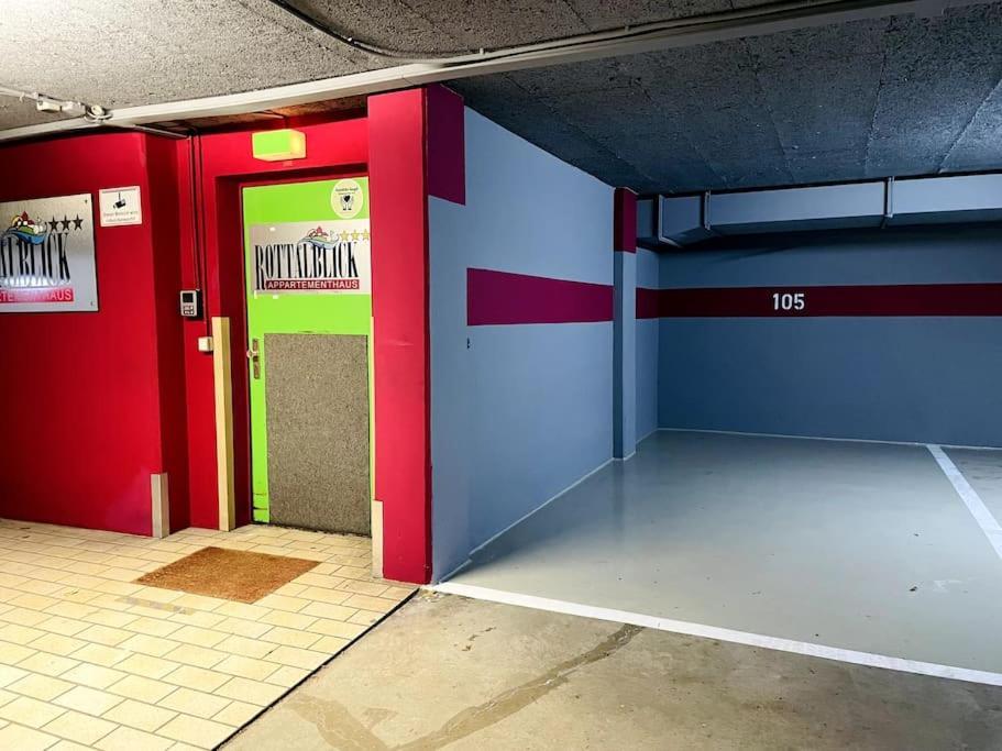 Fewo 20 - Appartement Im Rottalblick - Youngmodern Wohnen Mit Bademantelgang Zur Therme, Tv, Balkon Und Persoenlichem Gaesteempfang Von Astarte Estate บัด กรีสบาค ภายนอก รูปภาพ